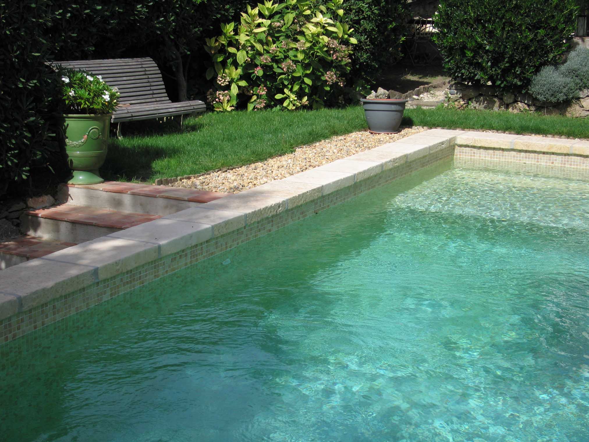 margelles chanceaux vieillies massives.jpg