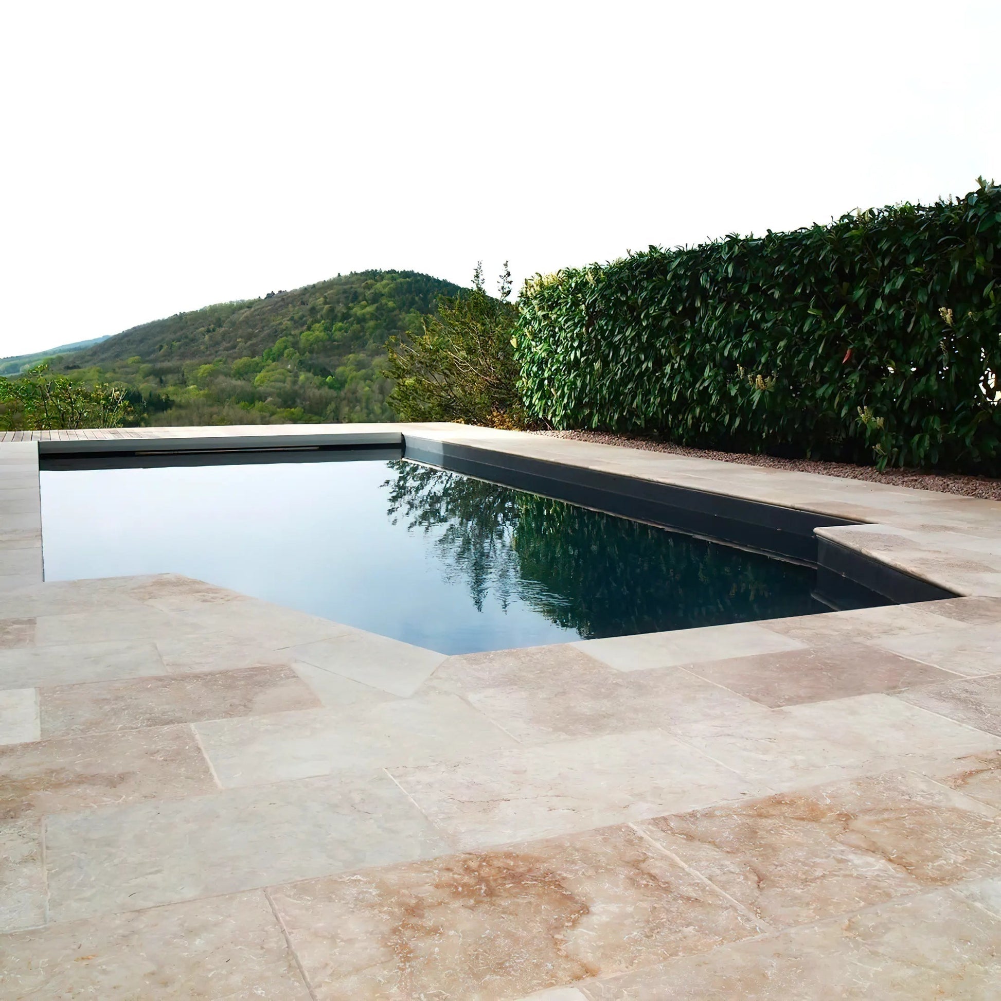 Margelle en TRAVERTIN MIX Minéral pierre naturelle