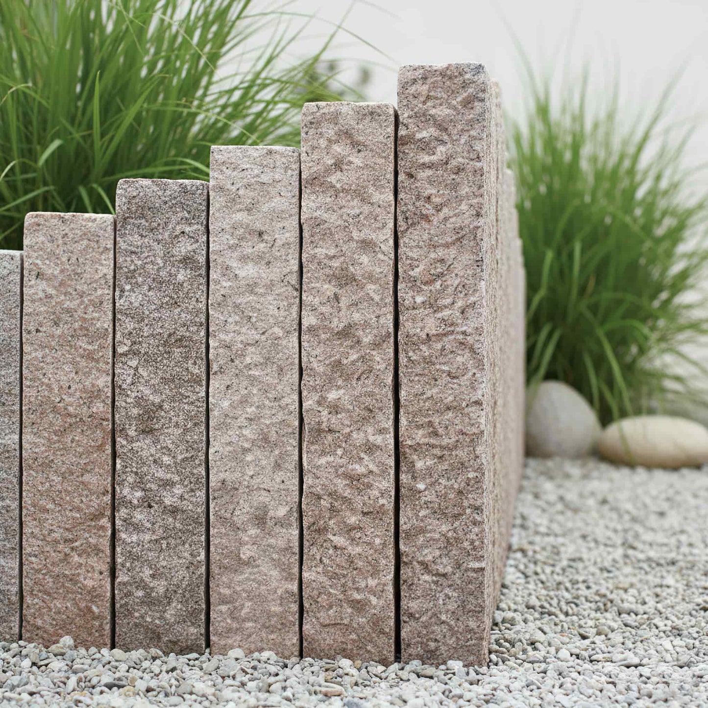 Palissade en granit ROSA DORA