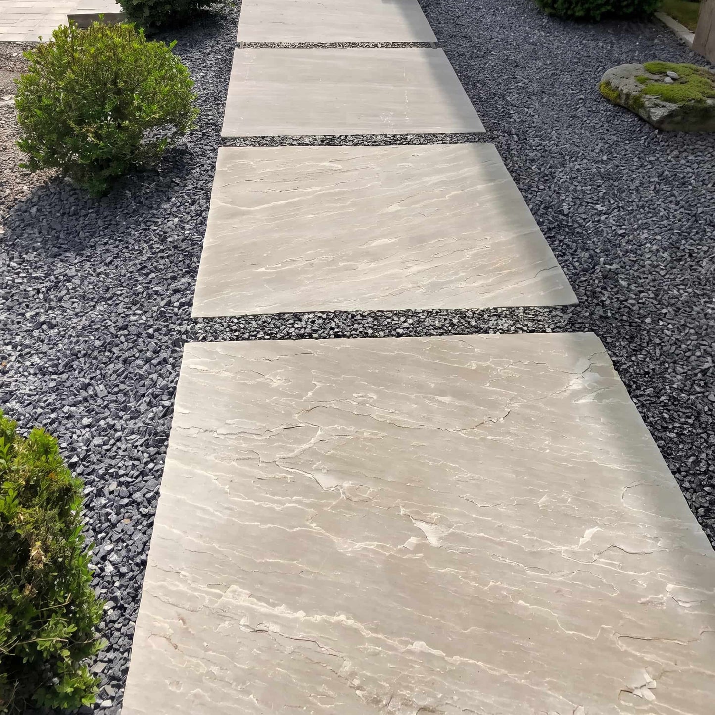 Pas japonais en grès KANDLA GREY Minéral pierre naturelle