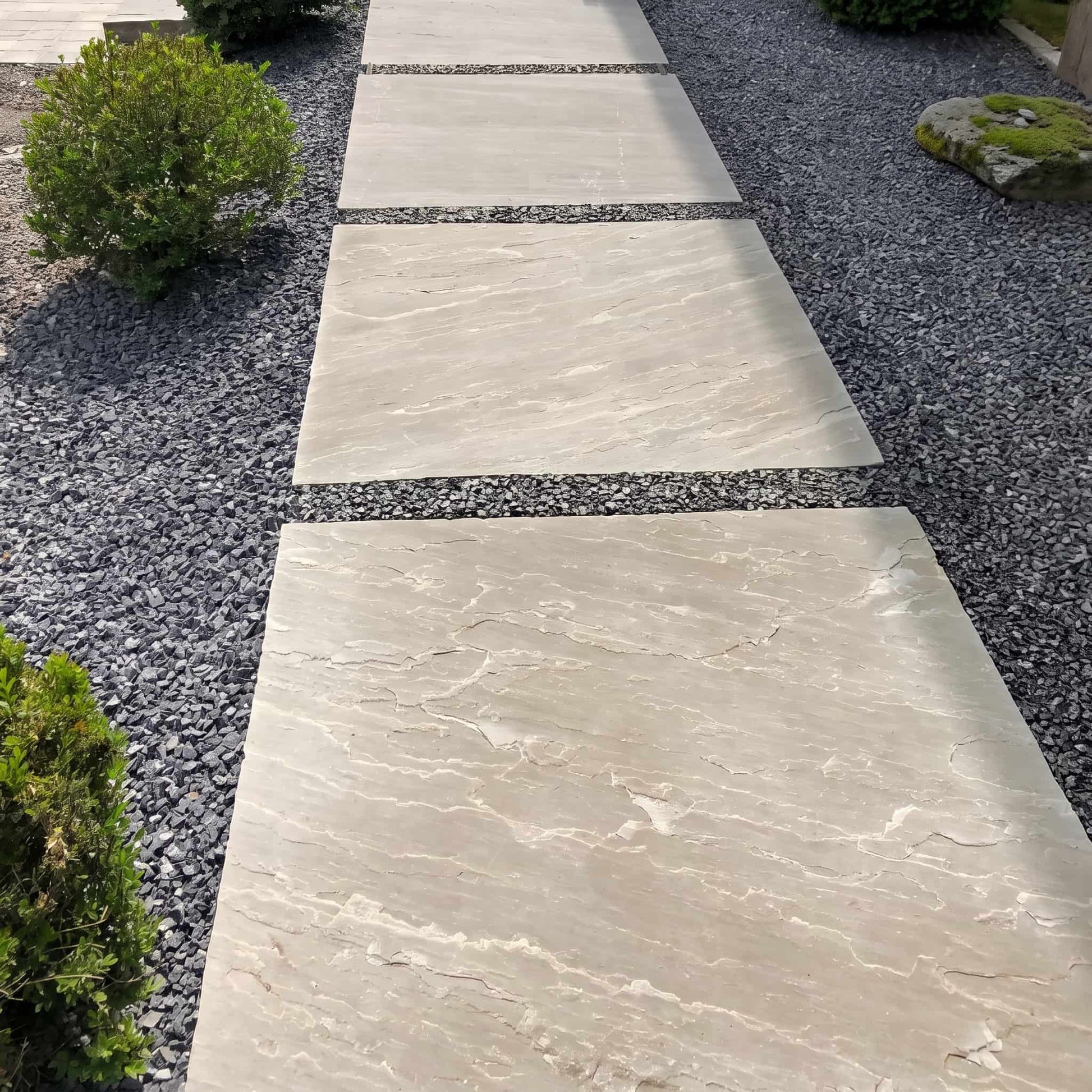 Pas japonais en grès KANDLA GREY Minéral pierre naturelle