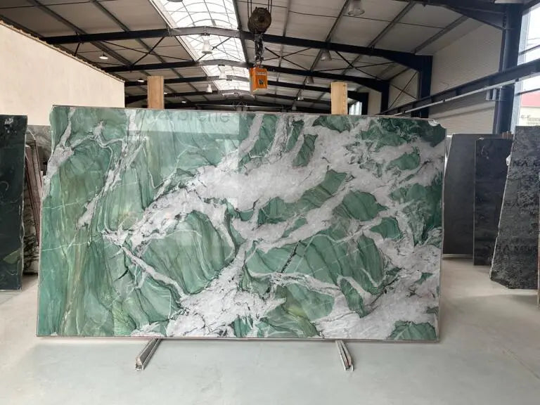 Quartzite PATAGONIA GREEN Minéral pierre naturelle