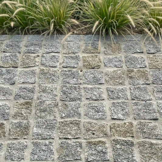 Pavé en granit MIX GRIS JAUNE naturel Minéral pierre naturelle