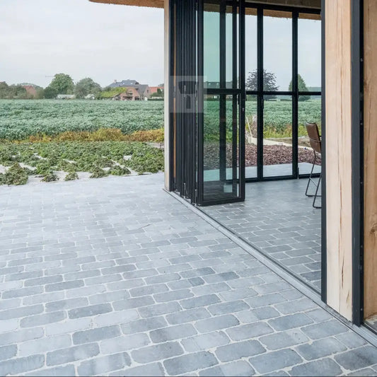 Pavé en PIERRE BLEUE BELGE - Minéral Pierre Naturelle