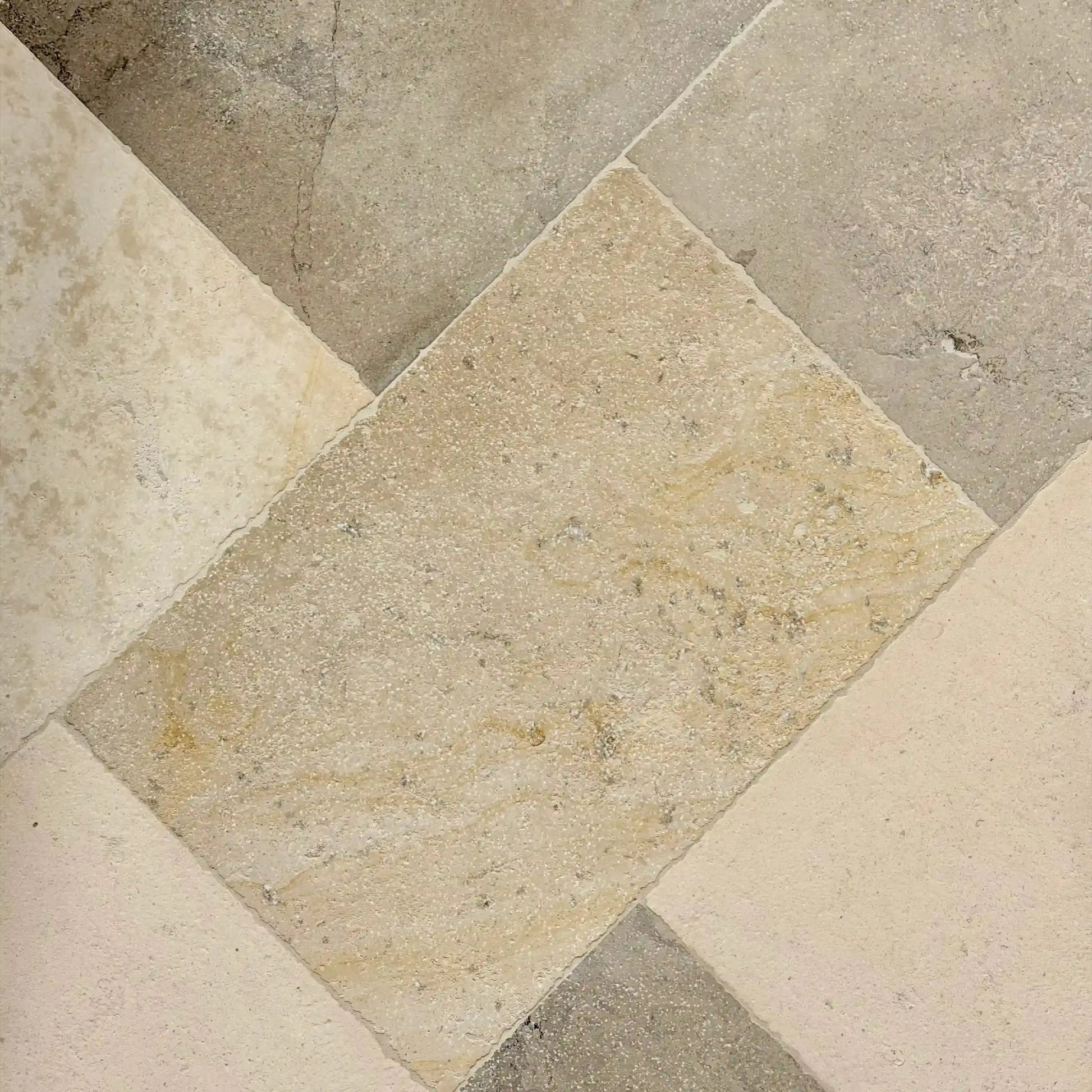 Dallage intérieur en PIERRE DU PERIGORD Minéral pierre naturelle