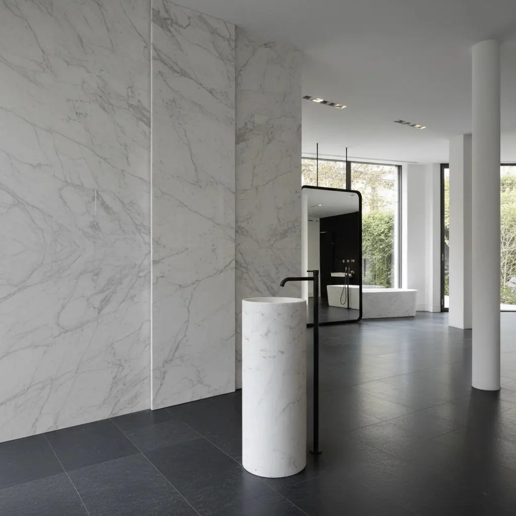 Vasque sur pied en marbre blanc CARRARE GIOIA