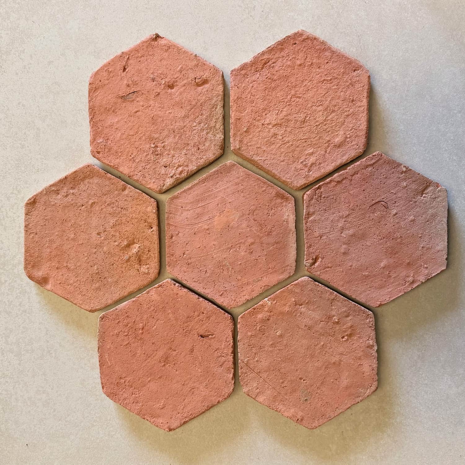 Tomette hexagonale 16x16 cm – Terre cuite artisanale pleine masse Minéral pierre naturelle