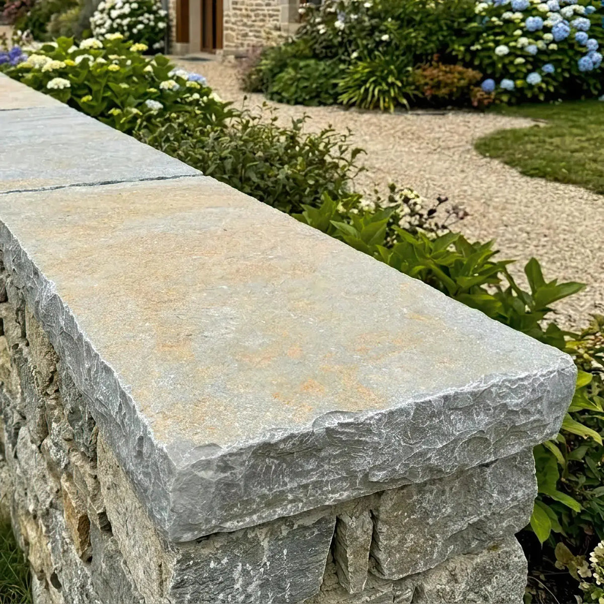 Couvre mur massif en pierre calcaire LIMA BEIGE (sans larmiers) Minéral pierre naturelle