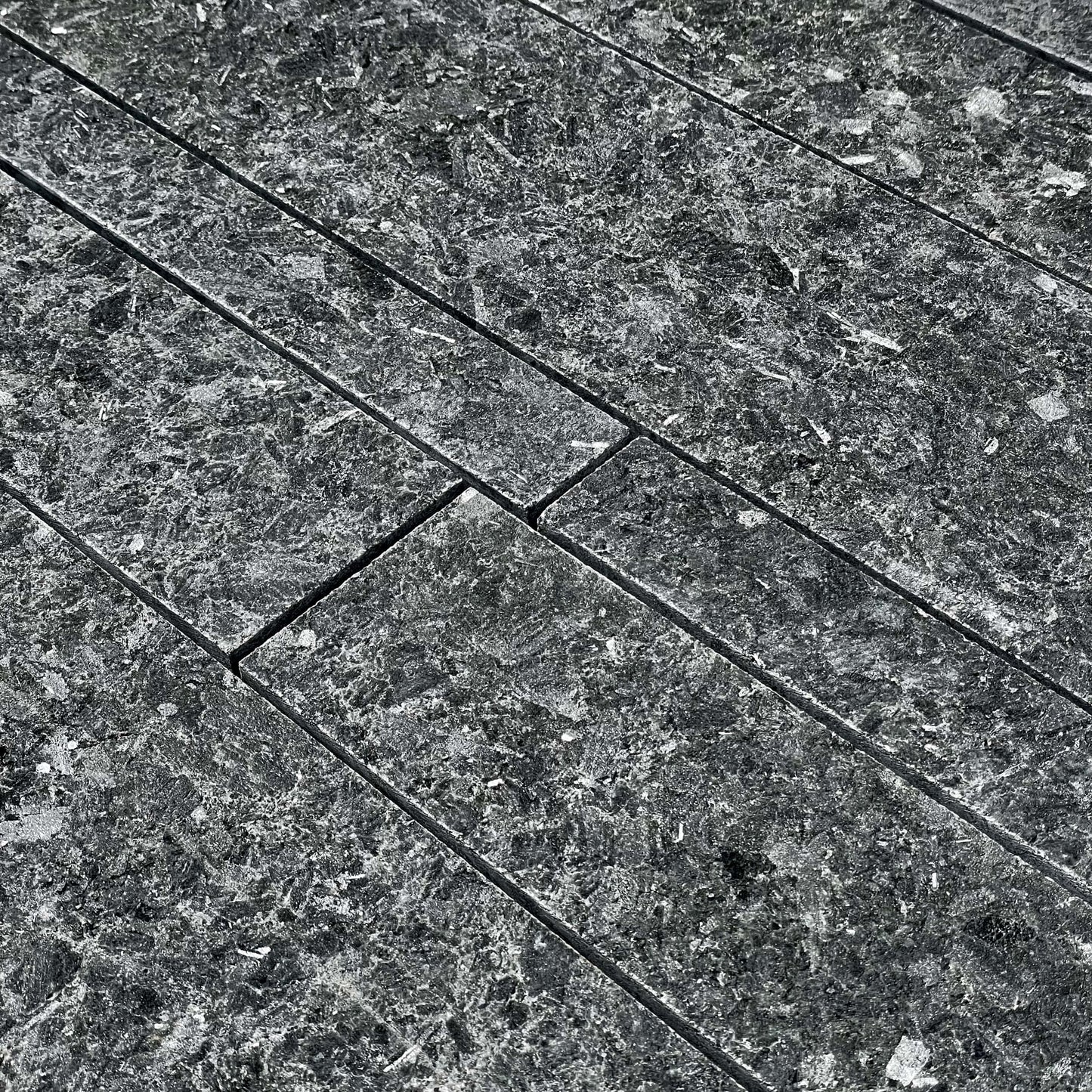 Parement en granit JADE BLACK